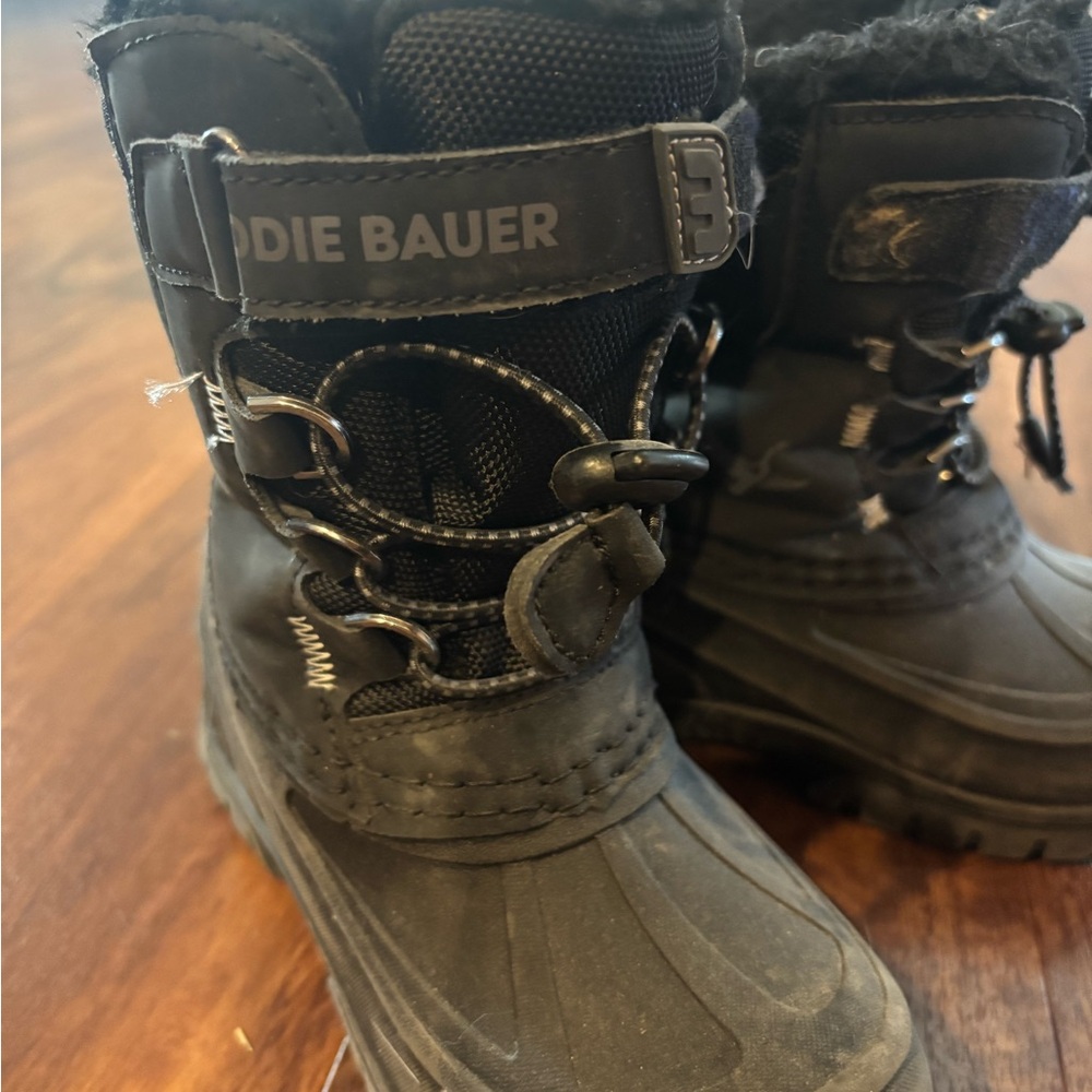Eddie Bauer Kids Black Snow Boots